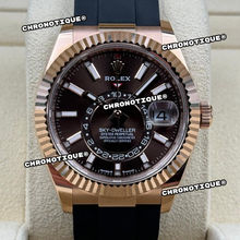 Rolex Sky-Dweller Rose gold 42mm
