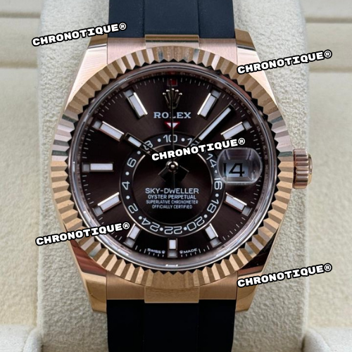 Rolex Sky-Dweller Rose gold 42mm