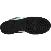 Diamond Supply Co. x Nike Dunk Low Pro SB 'Tiffany'
