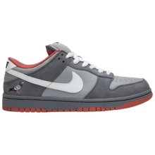 Jeff Staple x Nike Dunk Low Pro SB 'Pigeon'