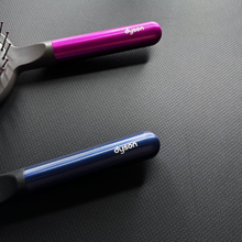 Dyson-designed Paddle Brush & Detangling Comb