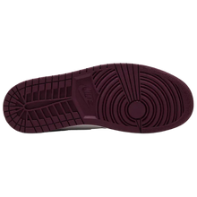 Air Jordan 1 Retro High OG 'Bordeaux'