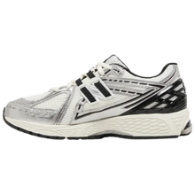 New Balance 1906R 'Silver Metallic Black'